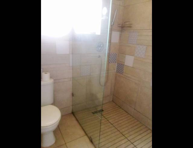 3 BEDROOM HOUSE FOR SALE IN WYCHWOOD